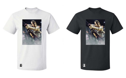Lara Croft Cosplayer (T-Shirt)